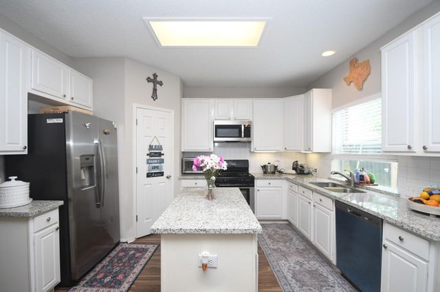 9805 Sunnycoast Lane, Pearland, TX 77584