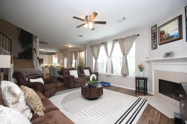 9805 Sunnycoast Lane, Pearland, TX 77584