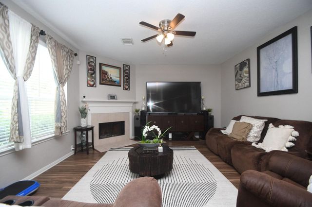 9805 Sunnycoast Lane, Pearland, TX 77584
