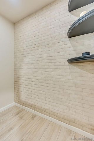 711 Island Ct B, San Diego, CA 92109