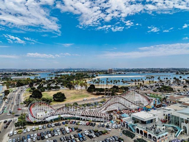 711 Island Ct B, San Diego, CA 92109