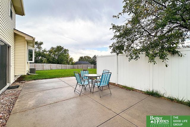 3006 S 147 Circle, Omaha, NE 68144