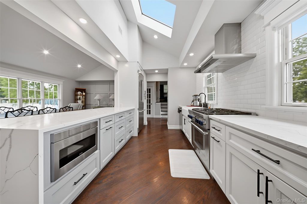 5 Renee Place, Massapequa Park, NY 11762 — photo 5