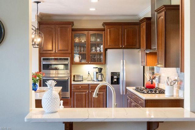6935 Glory LN, Williamsburg, VA 23188