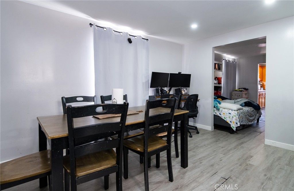 Image 13 of property listing at 1455 W 60th Street, Los Angeles, CA 90047