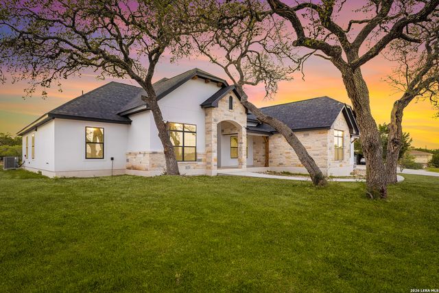 220 TOUCAN DR, Spring Branch, TX 78070