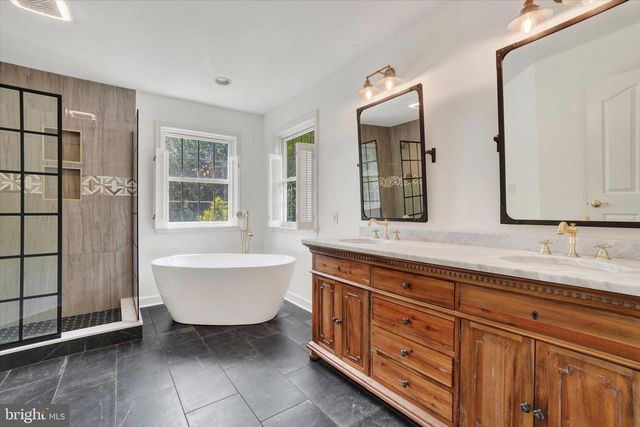 857 WILLOW RIDGE CT, York, PA 17404