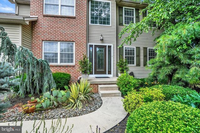 857 WILLOW RIDGE CT, York, PA 17404