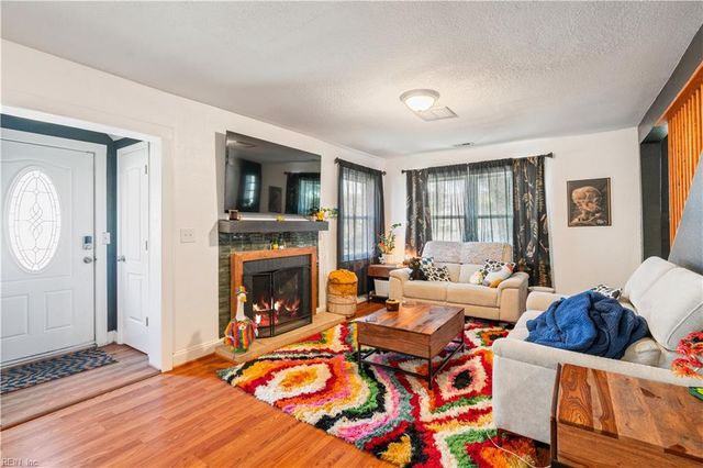 1050 Mapole AVE, Norfolk, VA 23504