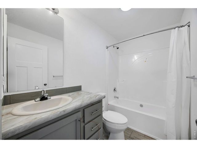 4247 Gaslamp Dr, Loveland, CO 80537