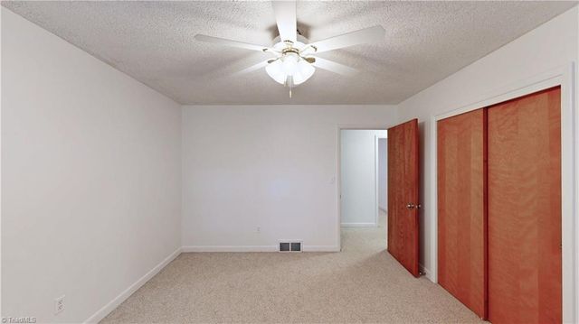 7950 E Holly Grove Road, Thomasville, NC 27360