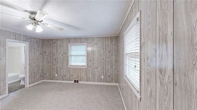 7950 E Holly Grove Road, Thomasville, NC 27360