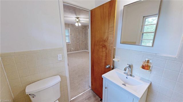 7950 E Holly Grove Road, Thomasville, NC 27360