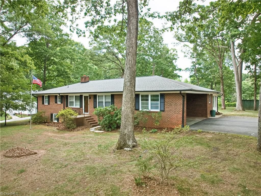 7950 E Holly Grove Road, Thomasville, NC 27360