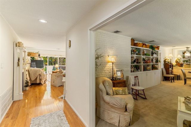 58 Plantation Court, Lake Jackson, TX 77566