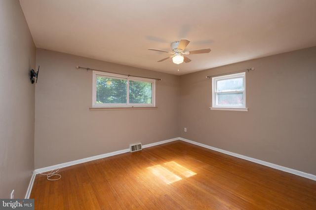 403 LORI LN, King Of Prussia, PA 19406