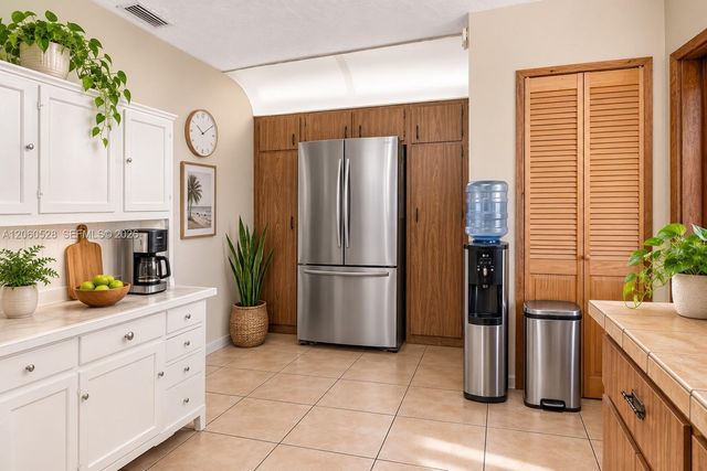 2619 Arthur St, Hollywood, FL 33020