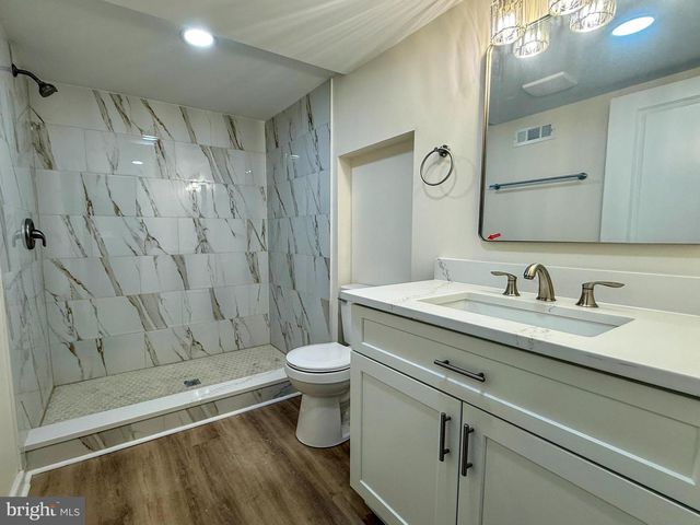 504 CRISFIELD RD, Baltimore, MD 21220