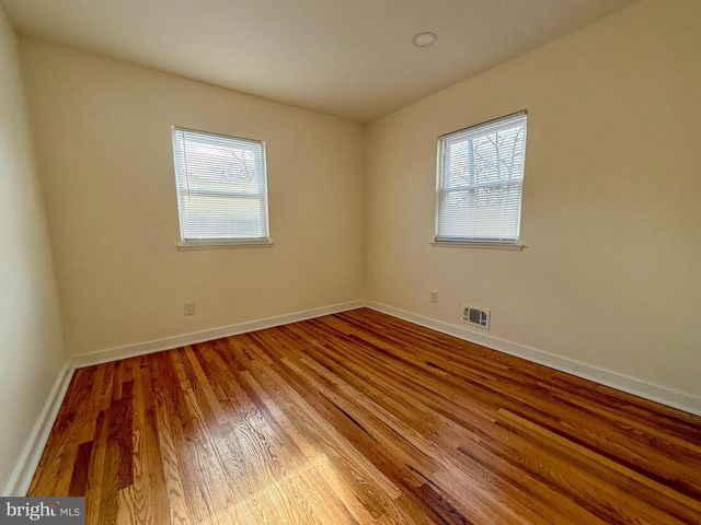 504 CRISFIELD RD, Baltimore, MD 21220