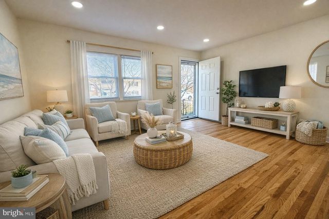 504 CRISFIELD RD, Baltimore, MD 21220