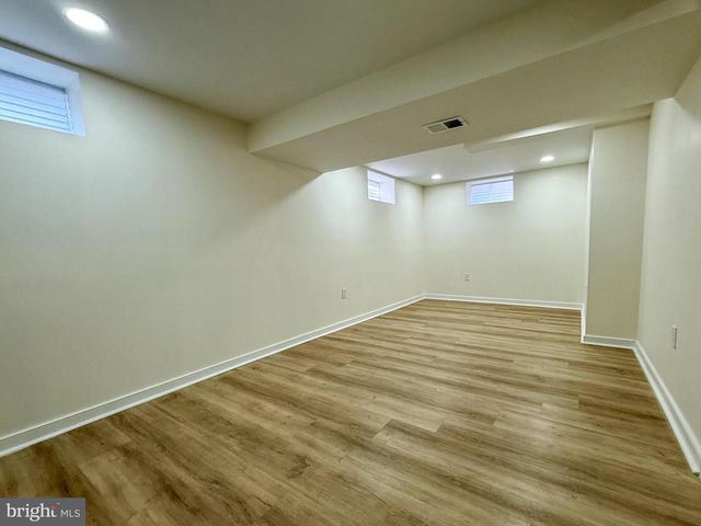 504 CRISFIELD RD, Baltimore, MD 21220