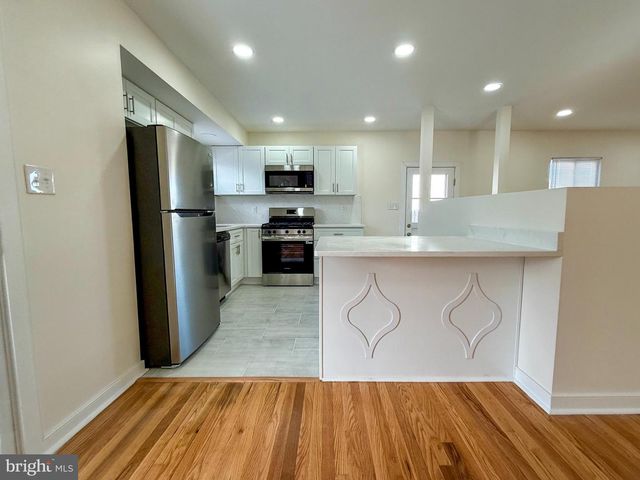 504 CRISFIELD RD, Baltimore, MD 21220