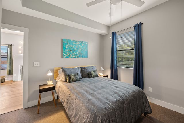 1125 S Jennings Avenue 204, Fort Worth, TX 76104