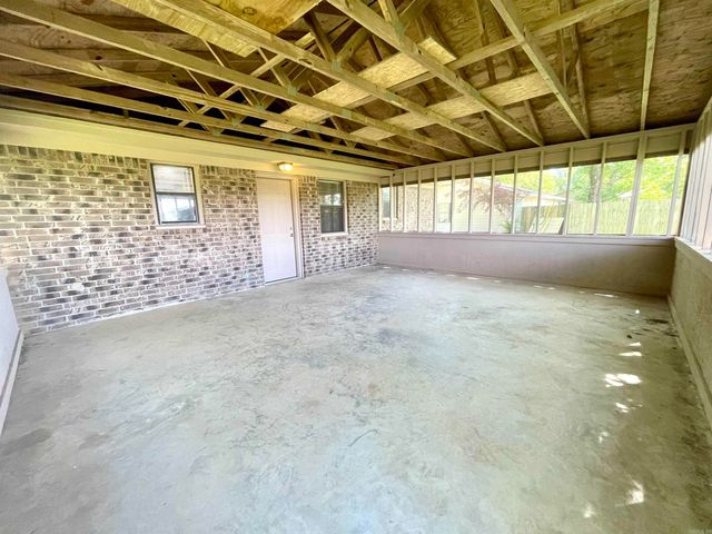 119 Burton Street, Lepanto, AR 72354