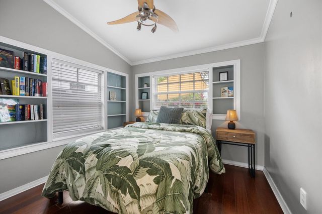436 38th Street N, West Palm Beach, FL 33407