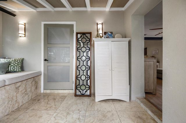 436 38th Street N, West Palm Beach, FL 33407