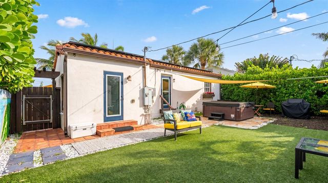 436 38th Street N, West Palm Beach, FL 33407