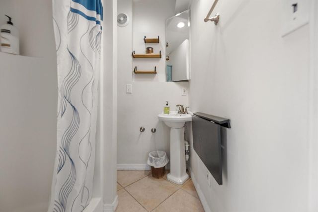 436 38th Street N, West Palm Beach, FL 33407