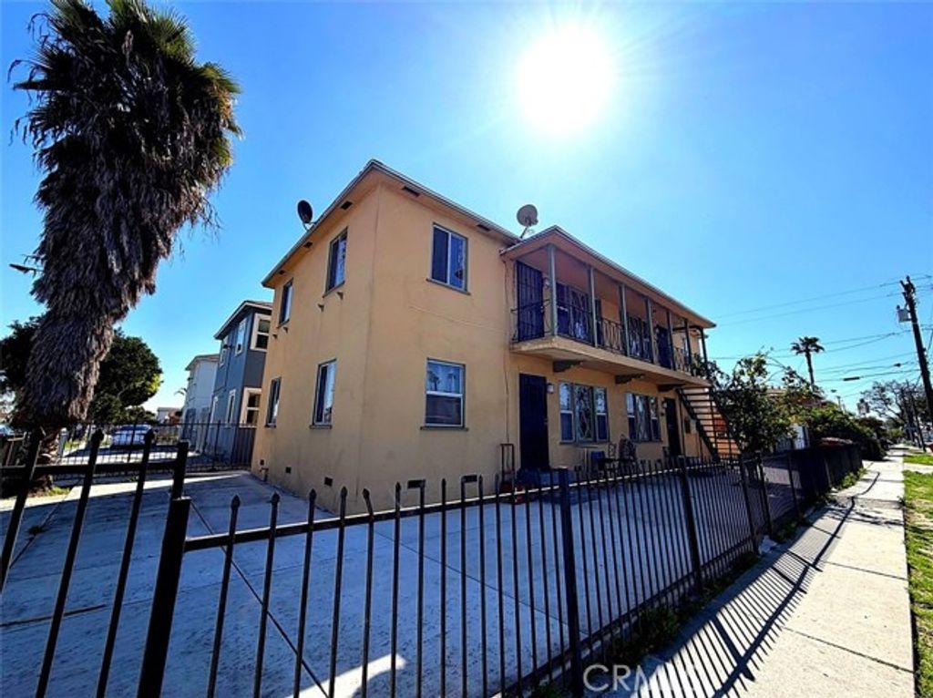 10000 State, Lynwood, CA 90262