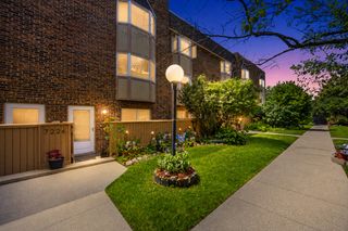 7226 Washington Street A, Forest Park, IL 60130