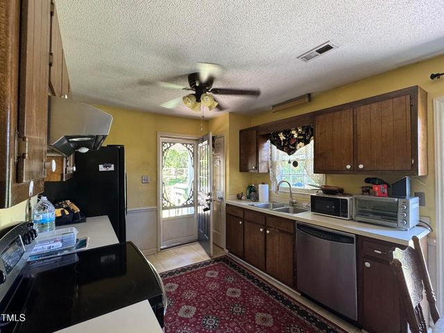 8405 Falcon Crest Circle, Angier, NC 27501