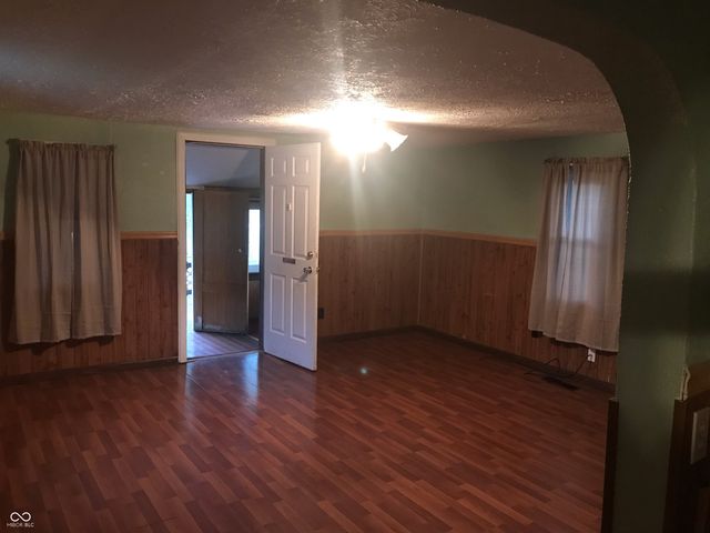 8675 S Bryan Street, Ora, IN 46968