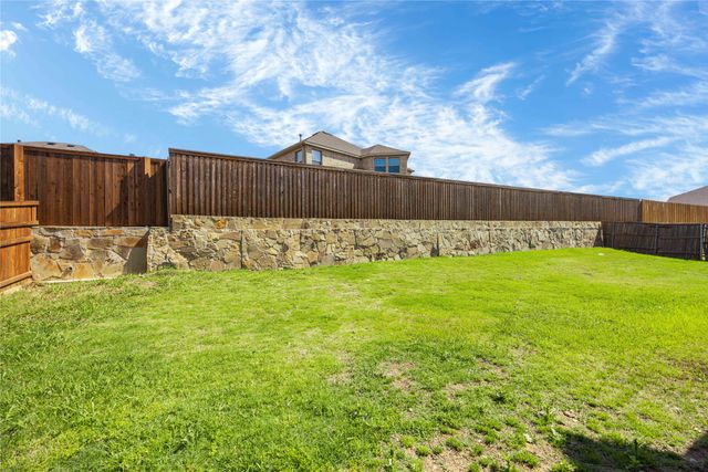 2729 Calmwater Drive, Little Elm, TX 75068