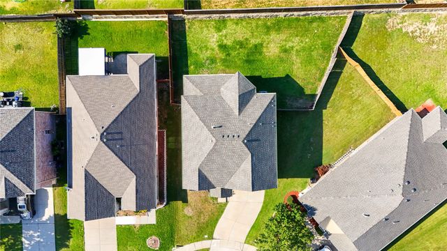 2729 Calmwater Drive, Little Elm, TX 75068