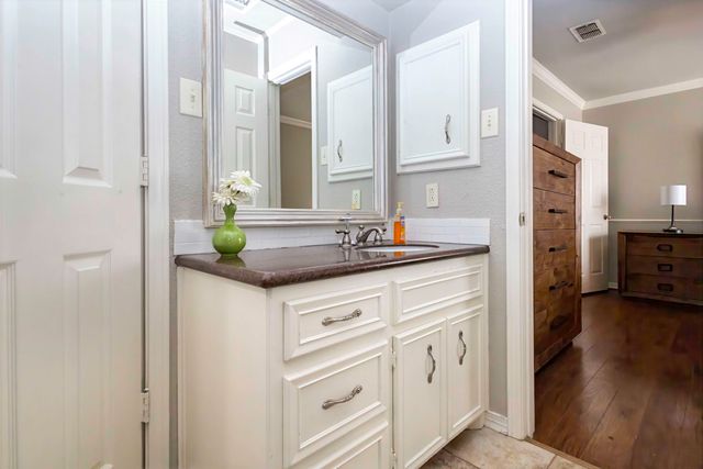 5101 2nd Street, Lubbock, TX 79416