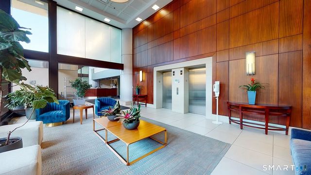 127 Greyrock Place 1611, Stamford, CT 06901