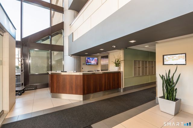 127 Greyrock Place 1611, Stamford, CT 06901