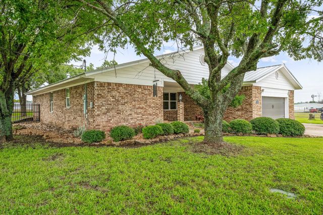7517 US Highway 67, Stephenville, TX 76401