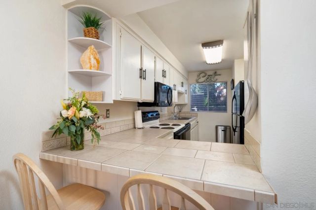 1630 Grandon Ave, San Marcos, CA 92078