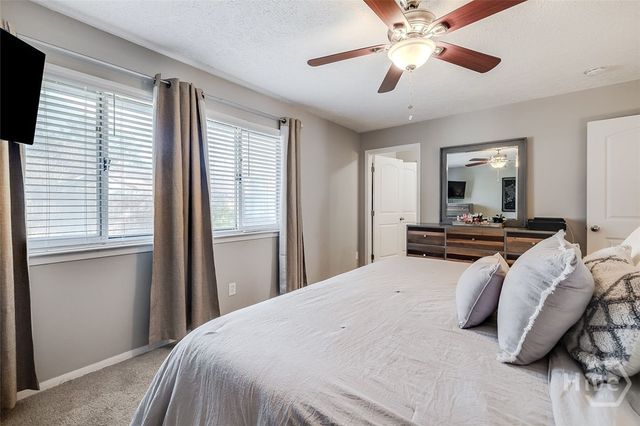 4 Dorchester Court, Savannah, GA 31406