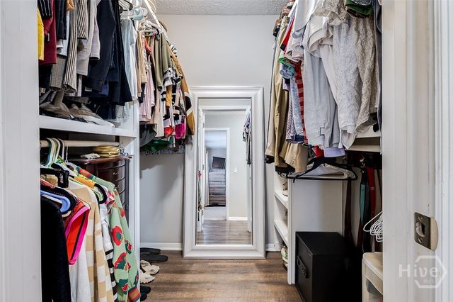 4 Dorchester Court, Savannah, GA 31406