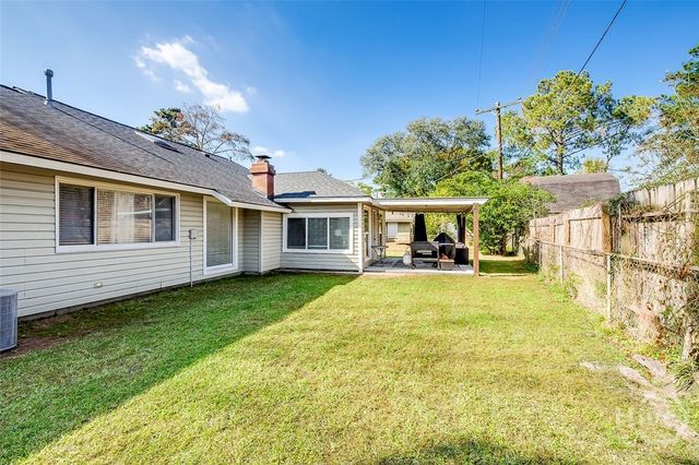 4 Dorchester Court, Savannah, GA 31406