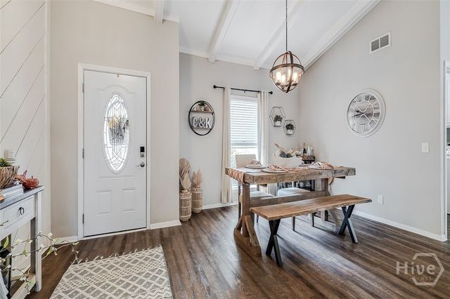 4 Dorchester Court, Savannah, GA 31406