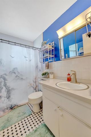 8325 112TH STREET 201, Seminole, FL 33772