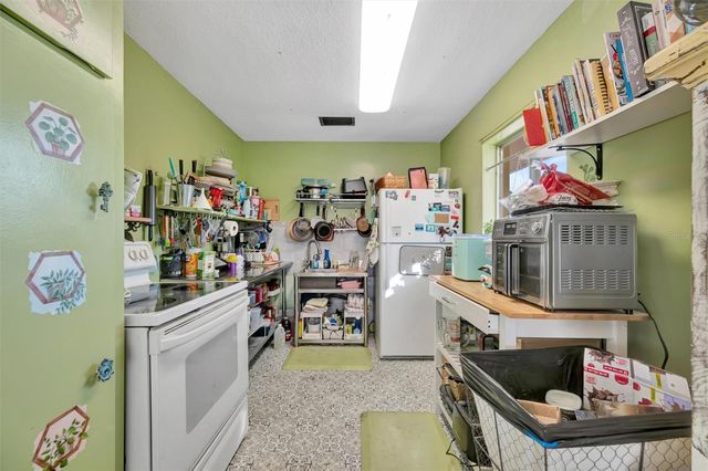 8325 112TH STREET 201, Seminole, FL 33772