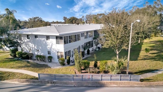 8325 112TH STREET 201, Seminole, FL 33772